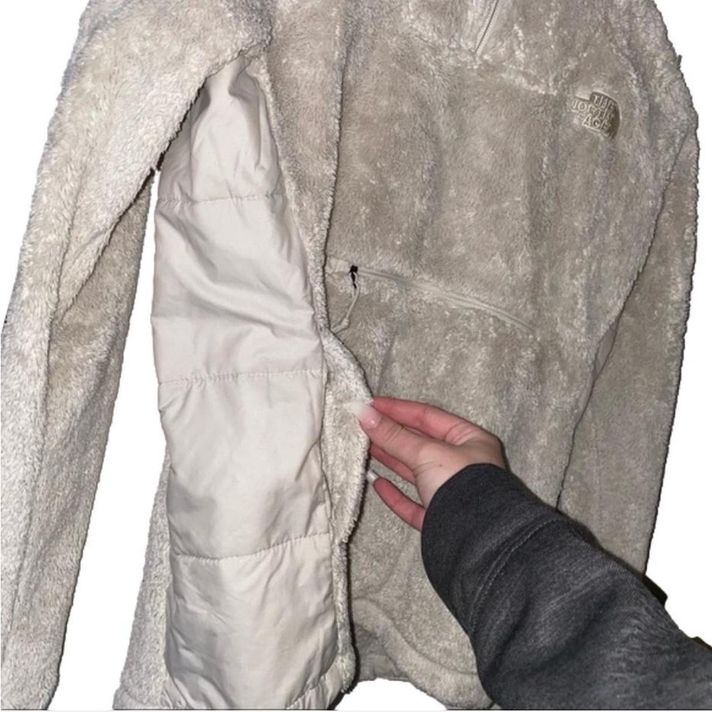 tan sherpa north face quarterzip wind breaker. warm and has a pocket in front - Picture 3 of 4